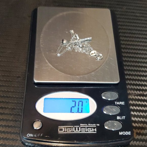 18 Inch 925 Sterling Silver Religious Cross X Cubic Zirconia Necklace - Picture 6 of 6